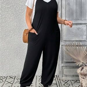 SHEIN Black Sleeveless Jumpsuit